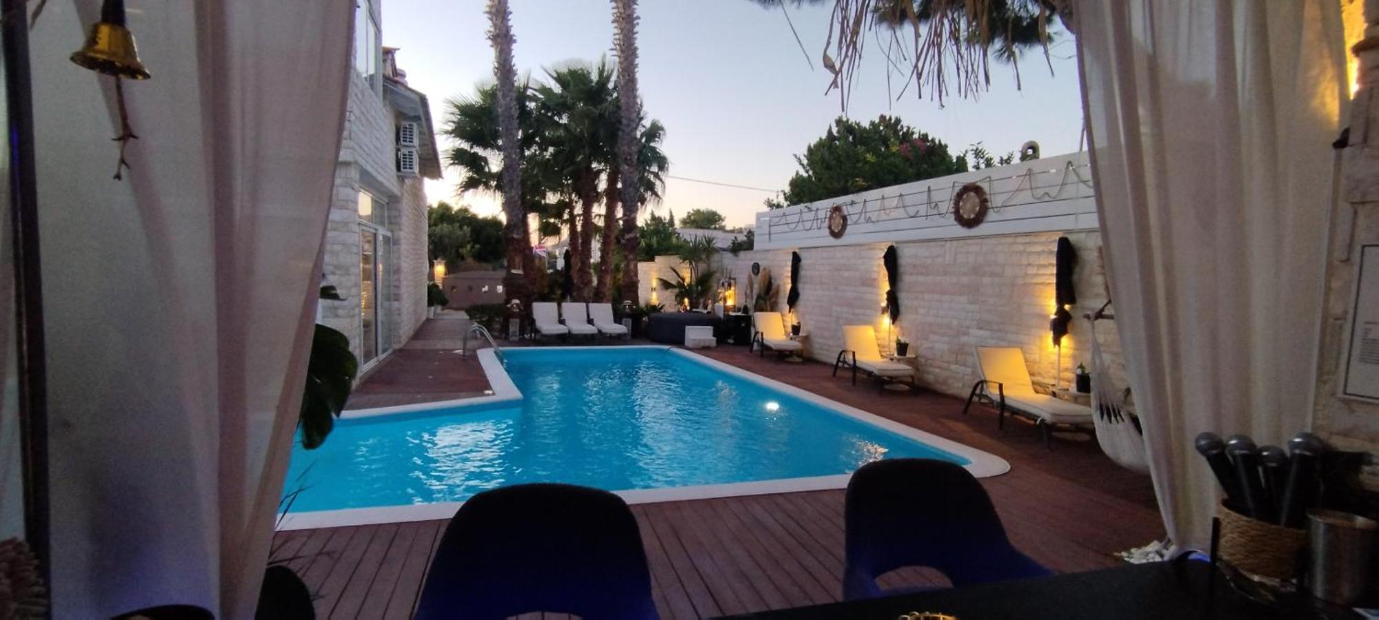 Villa Maria Lagonissi - Private First Floor *