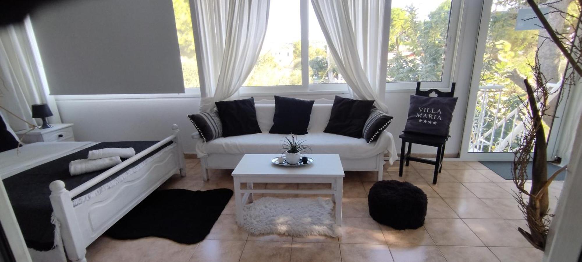 Maria Lagonissi - Private First Floor
